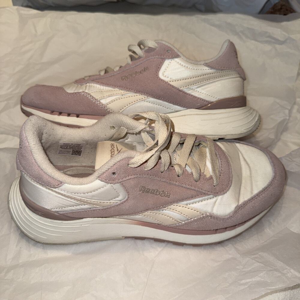 Reebok Classic Legacy AZ Sneakers Womens 8.5 Rose Pink FFC0092145-AR30220W